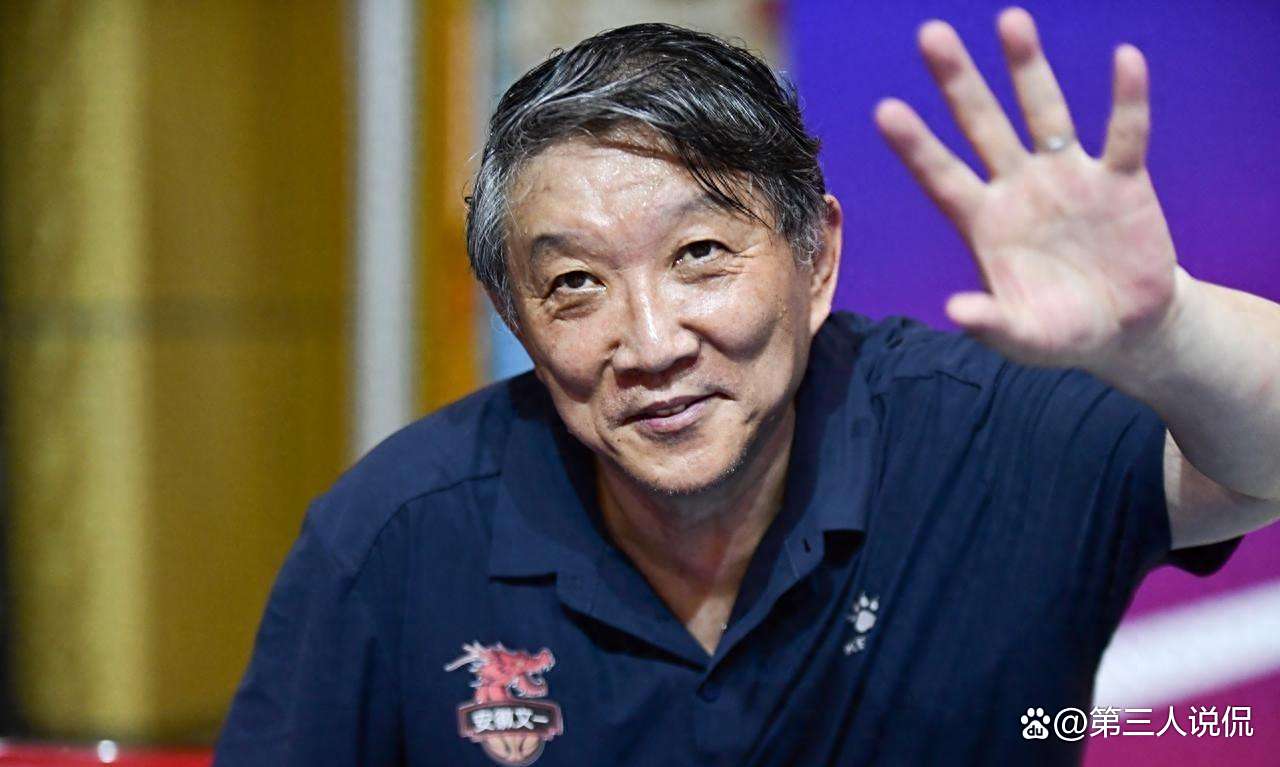 面对挑衅霸气回击却惨遭打脸，如何评价宫鲁鸣执教表现？